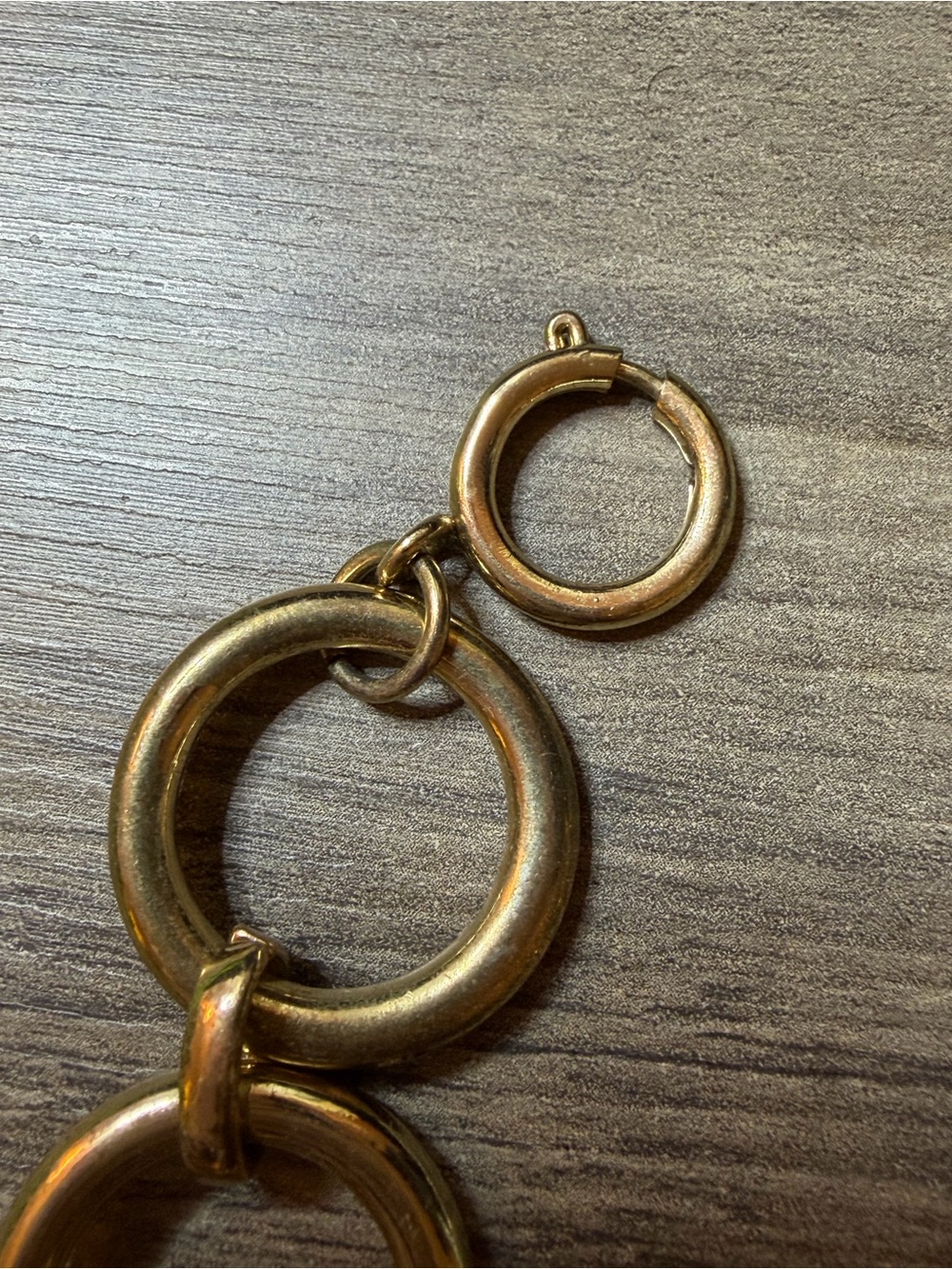 Vintage Saks Fifth Avenue Statement necklace #946 gold tone rings - Picture 4 of 11